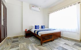 Oyo 11328 Hotel Chandrika Residency